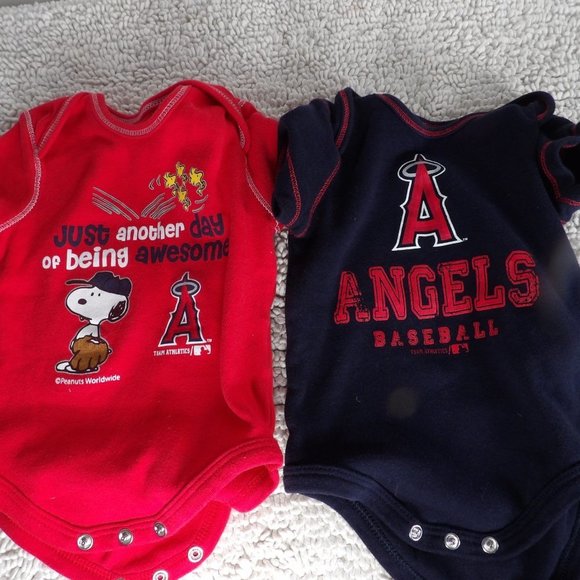 Lot of Two Angels Team Blue/ Red Onesies Size 0/3M - Picture 1 of 13